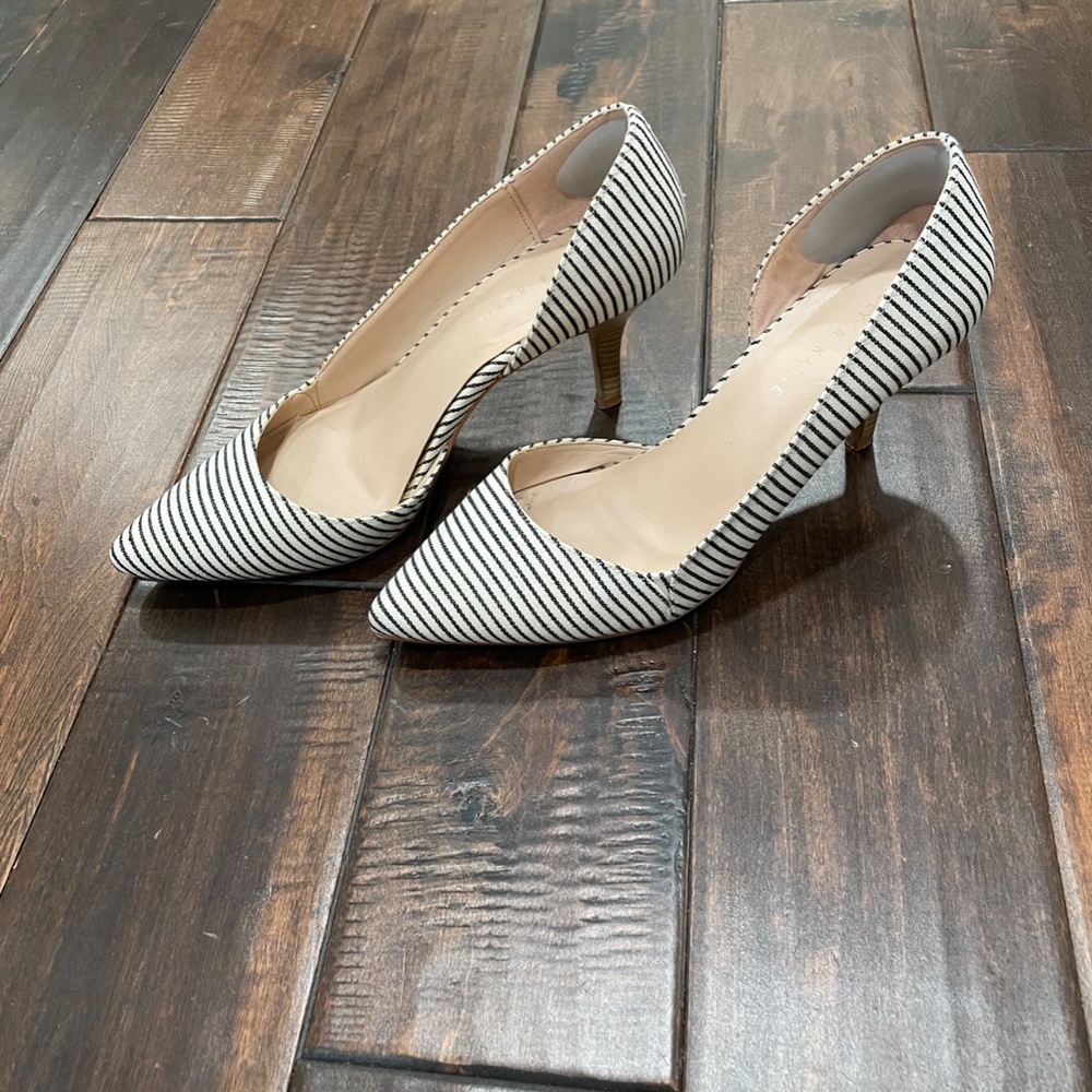 Kelly & Katie Striped Pumps (size 10)